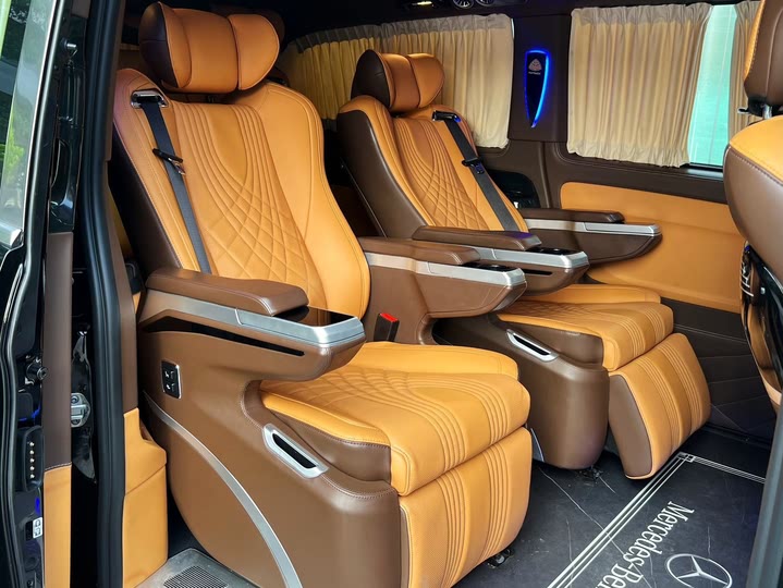 Фото 16 - Mercedes-Benz Vito