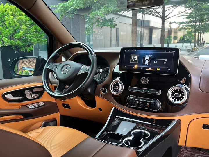 Фото 4 - Mercedes-Benz Vito