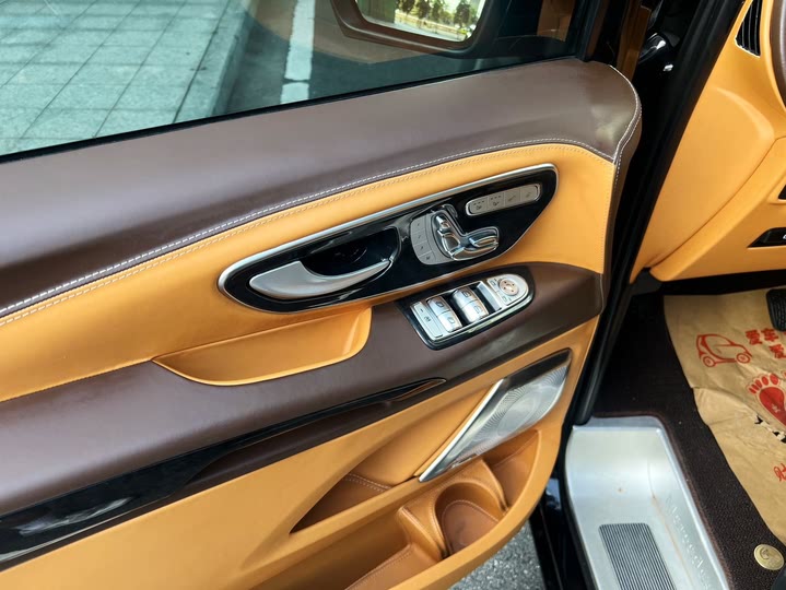 Фото 7 - Mercedes-Benz Vito