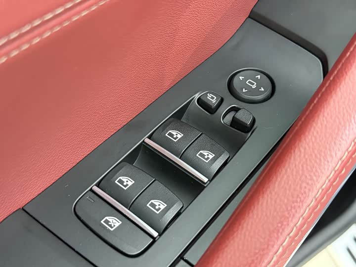 Фото 11 - BMW X6