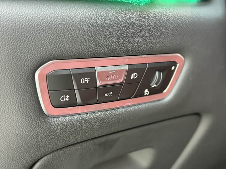 Фото 14 - BMW X6