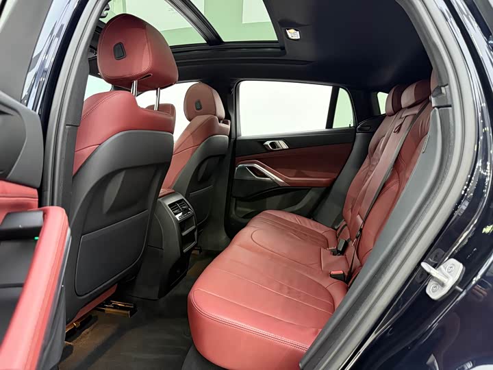 Фото 17 - BMW X6