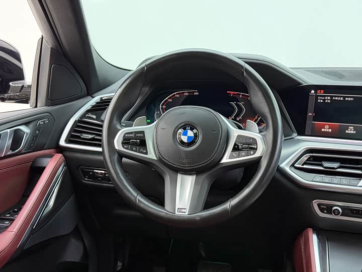 Фото 26 - BMW X6