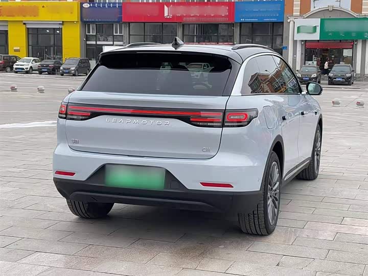 Фото 10 - Leapmotor C11