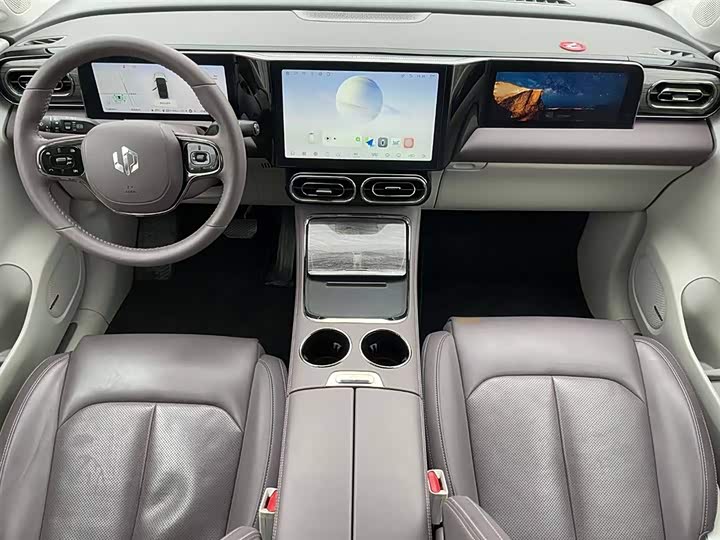 Фото 12 - Leapmotor C11