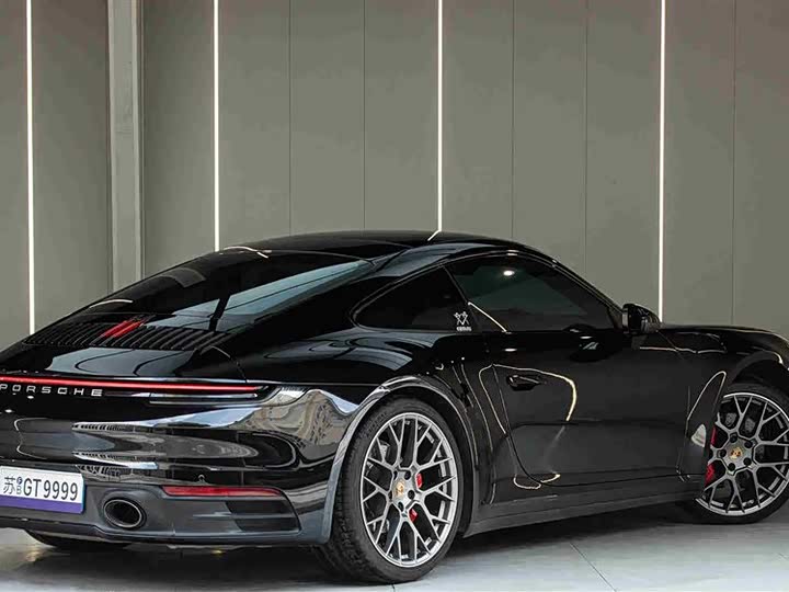 Фото 7 - Porsche 911