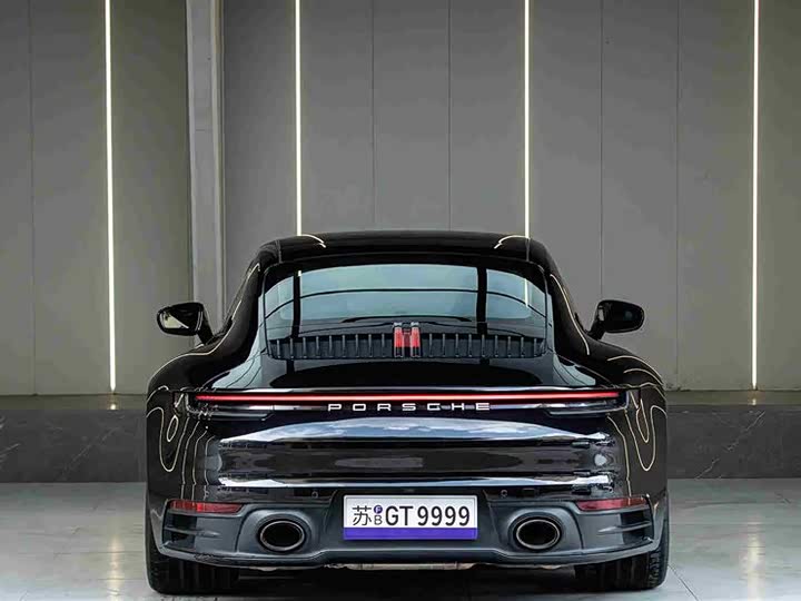 Фото 8 - Porsche 911