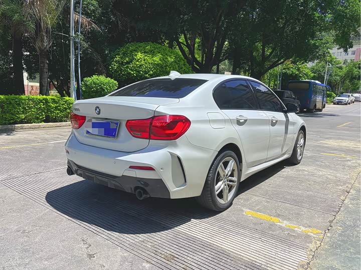 Фото 5 - BMW 1 Series