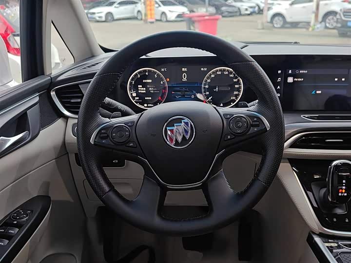 Фото 11 - Buick GL8 ES