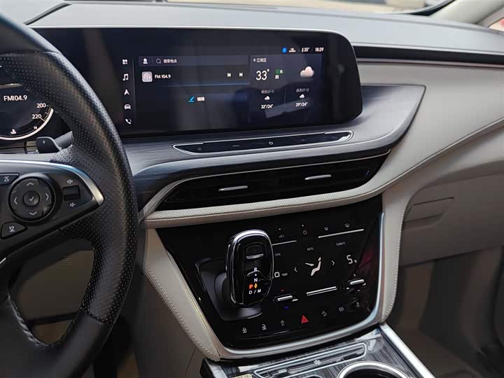 Фото 13 - Buick GL8 ES