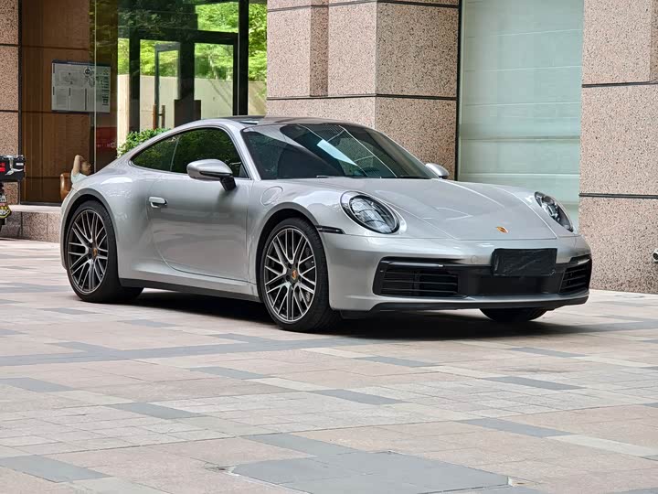 Фото 1 - Porsche 911