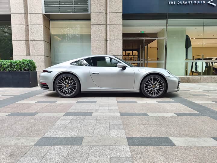 Фото 3 - Porsche 911