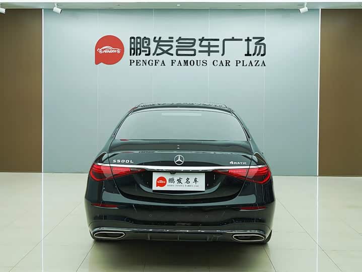 Фото 20 - Mercedes-Benz S-Class