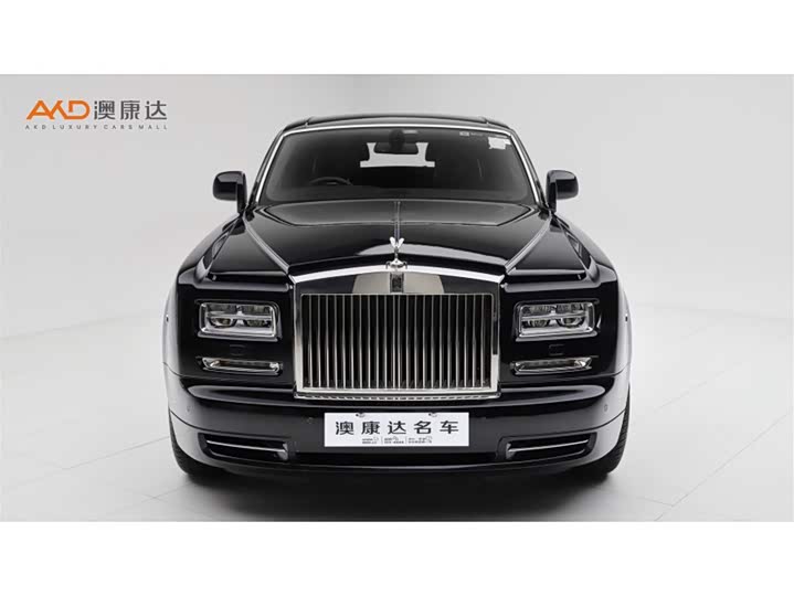 Фото 2 - Rolls-Royce Phantom