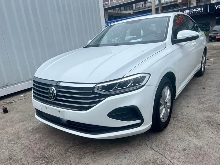 Фото 1 - Volkswagen Lavida