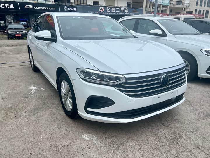 Фото 3 - Volkswagen Lavida