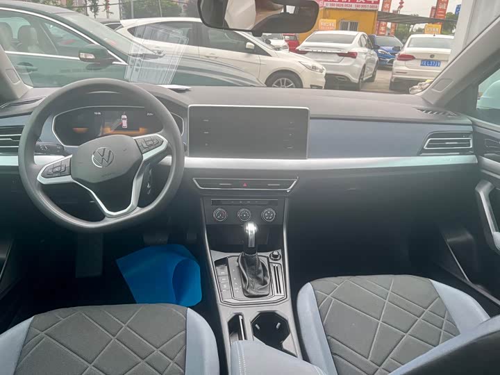 Фото 6 - Volkswagen Lavida