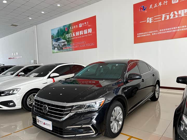 Фото 1 - Volkswagen Passat