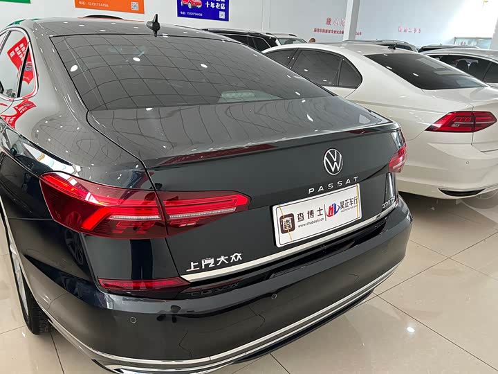 Фото 5 - Volkswagen Passat