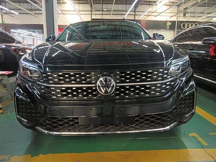 Фото 3 - Volkswagen Passat