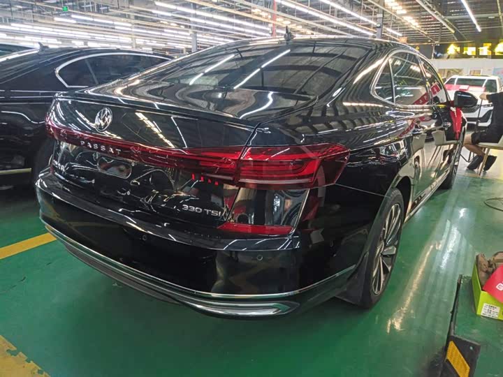 Фото 5 - Volkswagen Passat