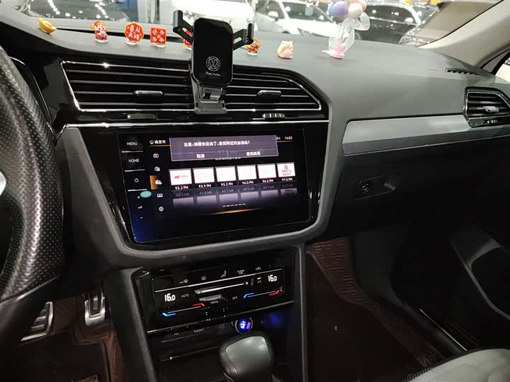 Фото 13 - Volkswagen Tiguan X