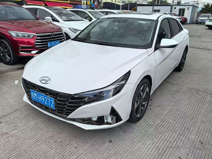 Фото 1 - Hyundai Elantra N line