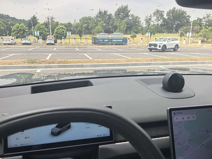 Фото 17 - Nio ES8