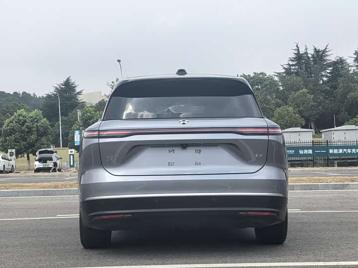 Фото 6 - Nio ES8