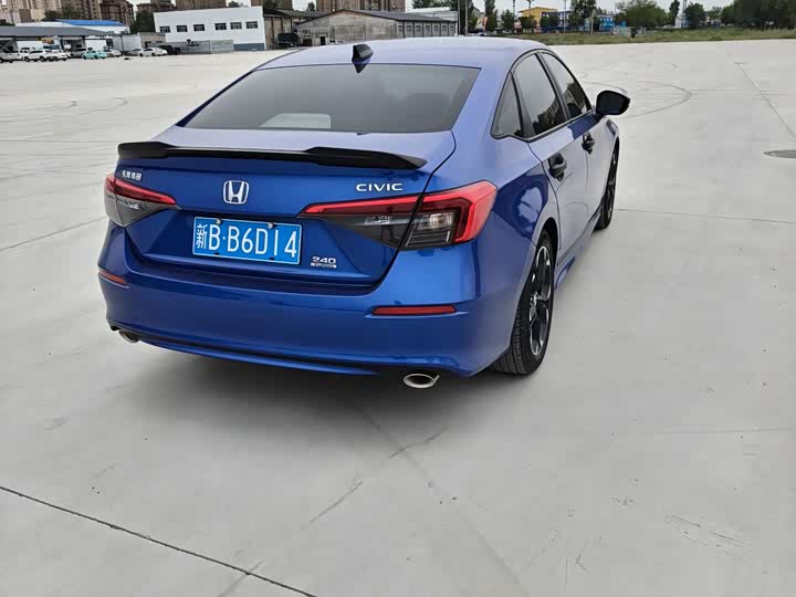 Фото 4 - Honda Civic