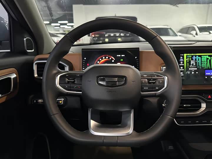 Фото 10 - Geely Icon