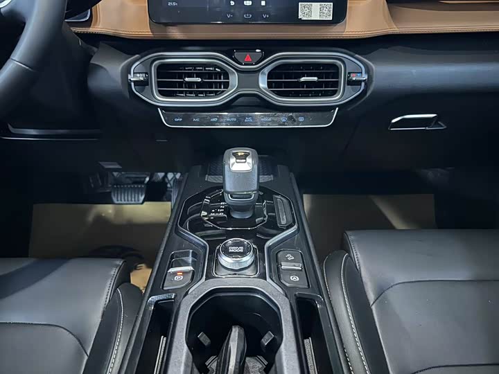 Фото 12 - Geely Icon