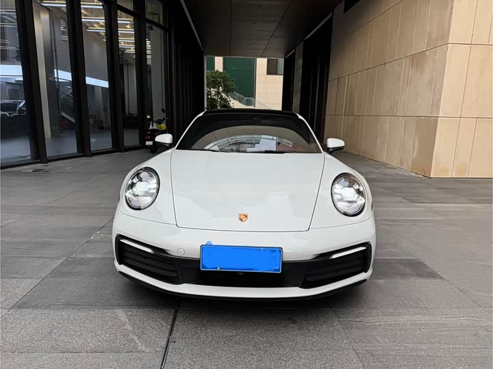 Фото 2 - Porsche 911