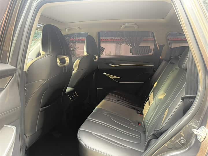 Фото 10 - Changan CS75 Plus