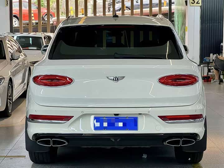 Фото 5 - Bentley Bentayga