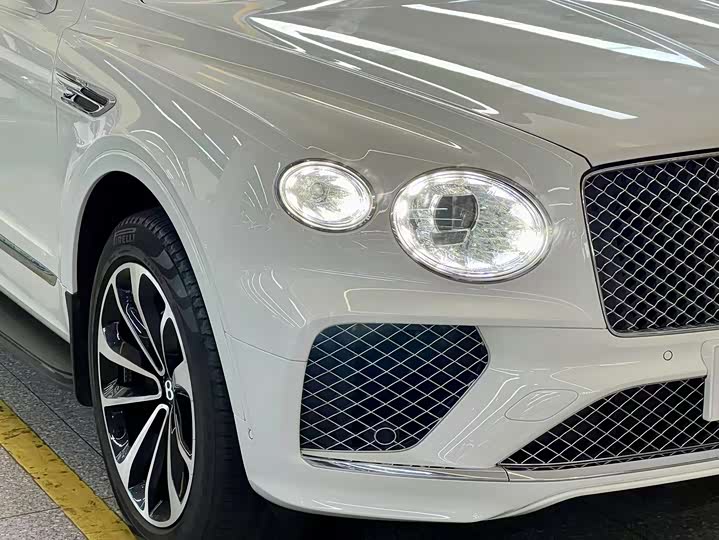 Фото 7 - Bentley Bentayga