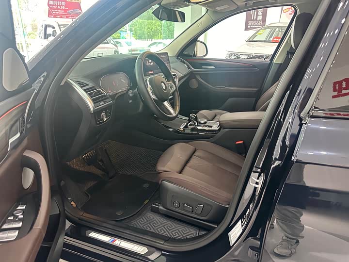 Фото 12 - BMW X3