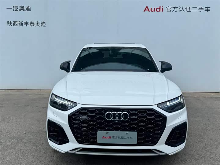 Фото 24 - Audi Q5L Sportback