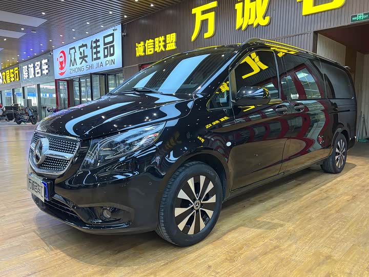 Фото 1 - Mercedes-Benz Vito