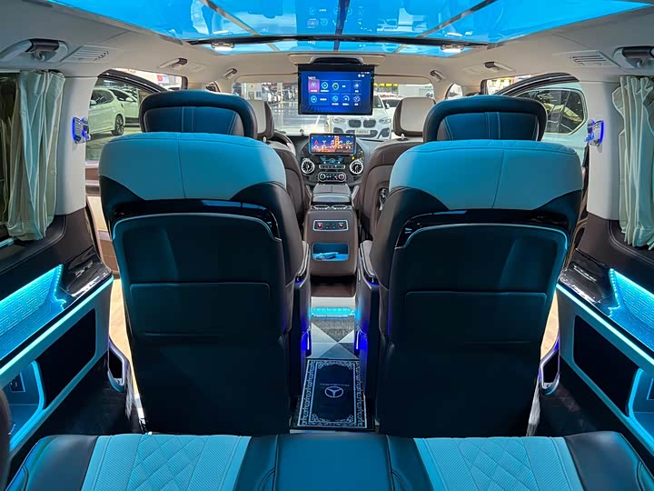 Фото 19 - Mercedes-Benz Vito