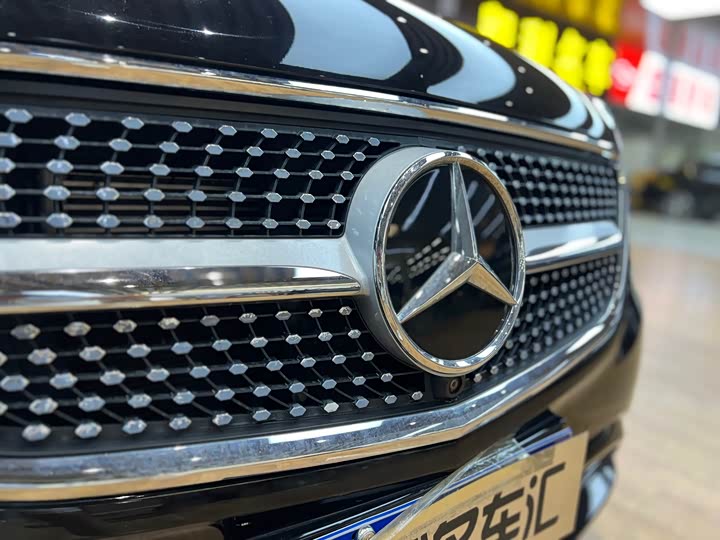 Фото 22 - Mercedes-Benz Vito