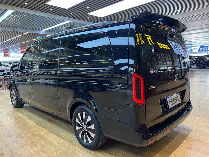 Фото 27 - Mercedes-Benz Vito