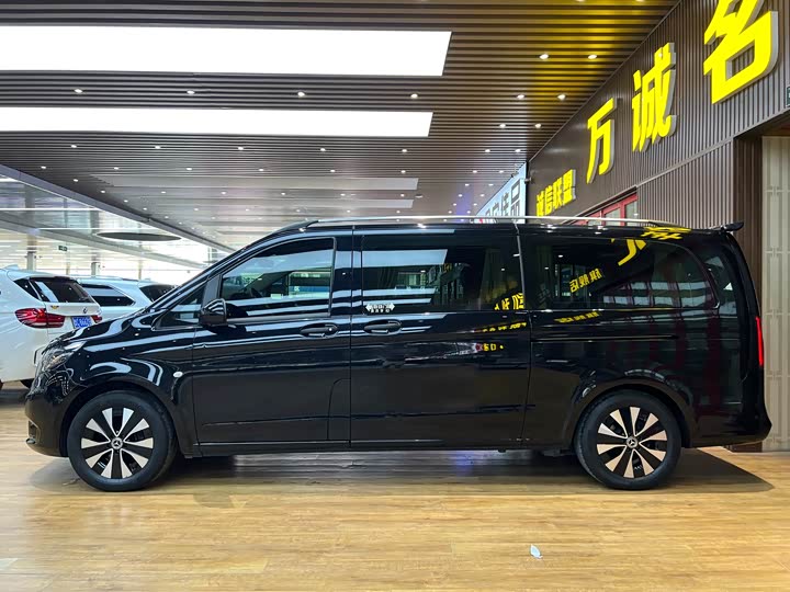 Фото 4 - Mercedes-Benz Vito