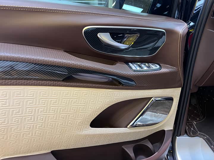 Фото 7 - Mercedes-Benz Vito