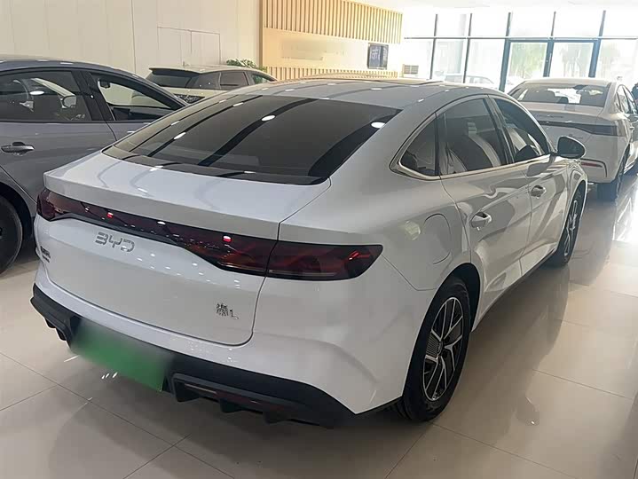 Фото 5 - BYD Qin L