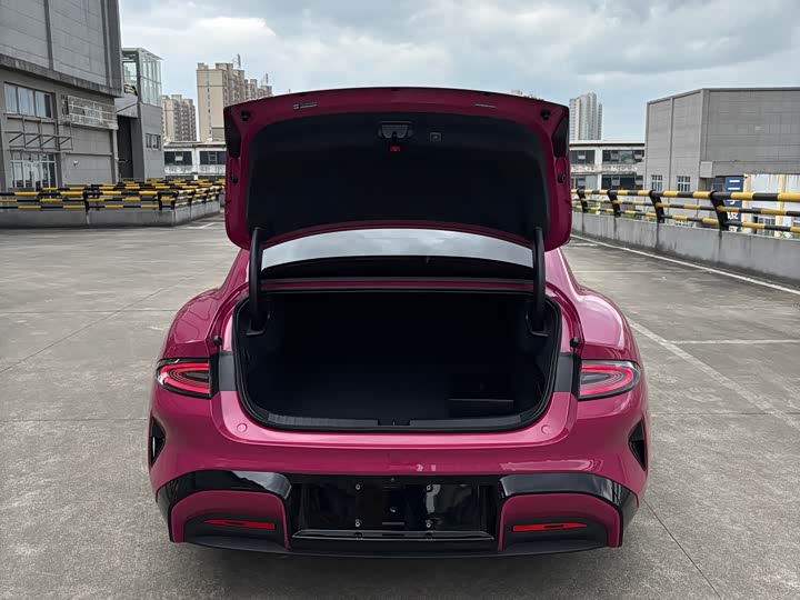 Фото 8 - Xiaomi SU7