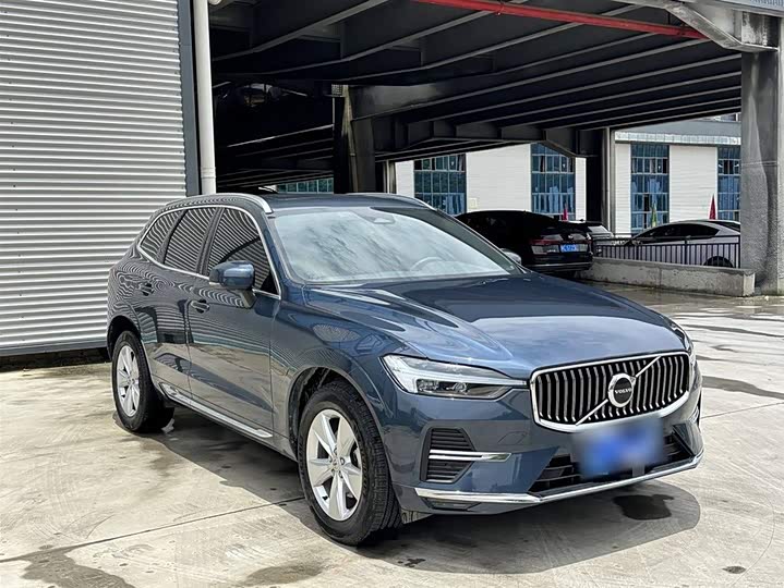 Фото 7 - Volvo XC60