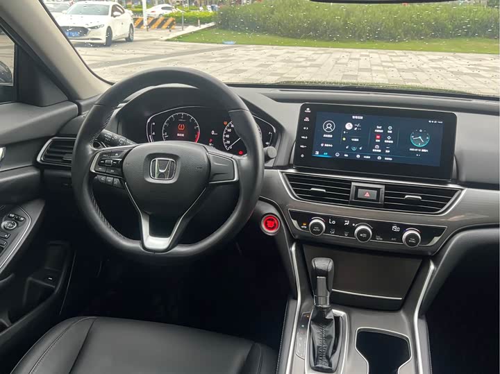 Фото 7 - Honda Accord