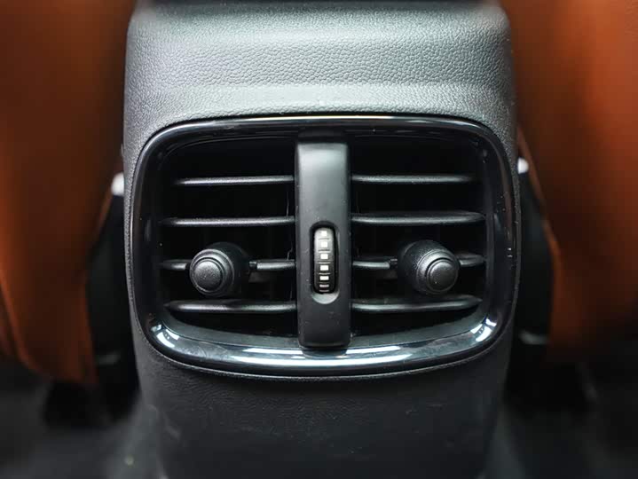 Фото 18 - Mini Clubman