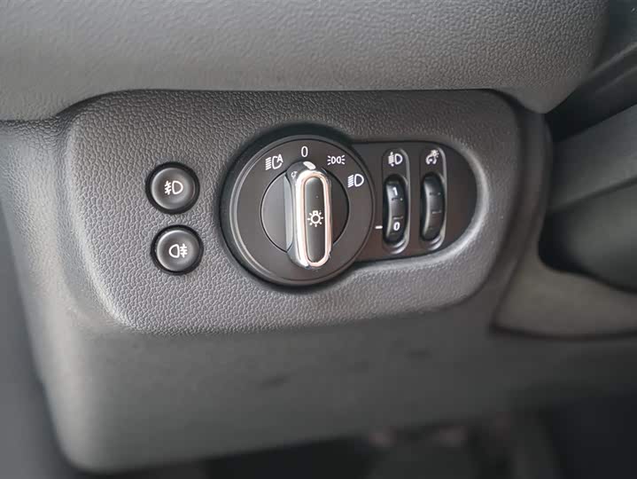 Фото 7 - Mini Clubman